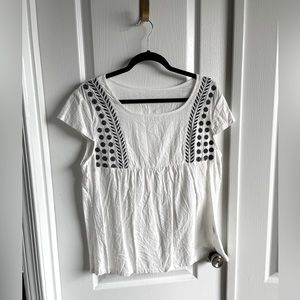 🤍💕2 women’s blouses